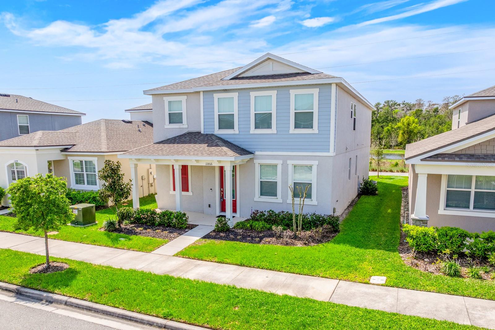 Single Family Residence in ORLANDO, FL - Daniel Dourado