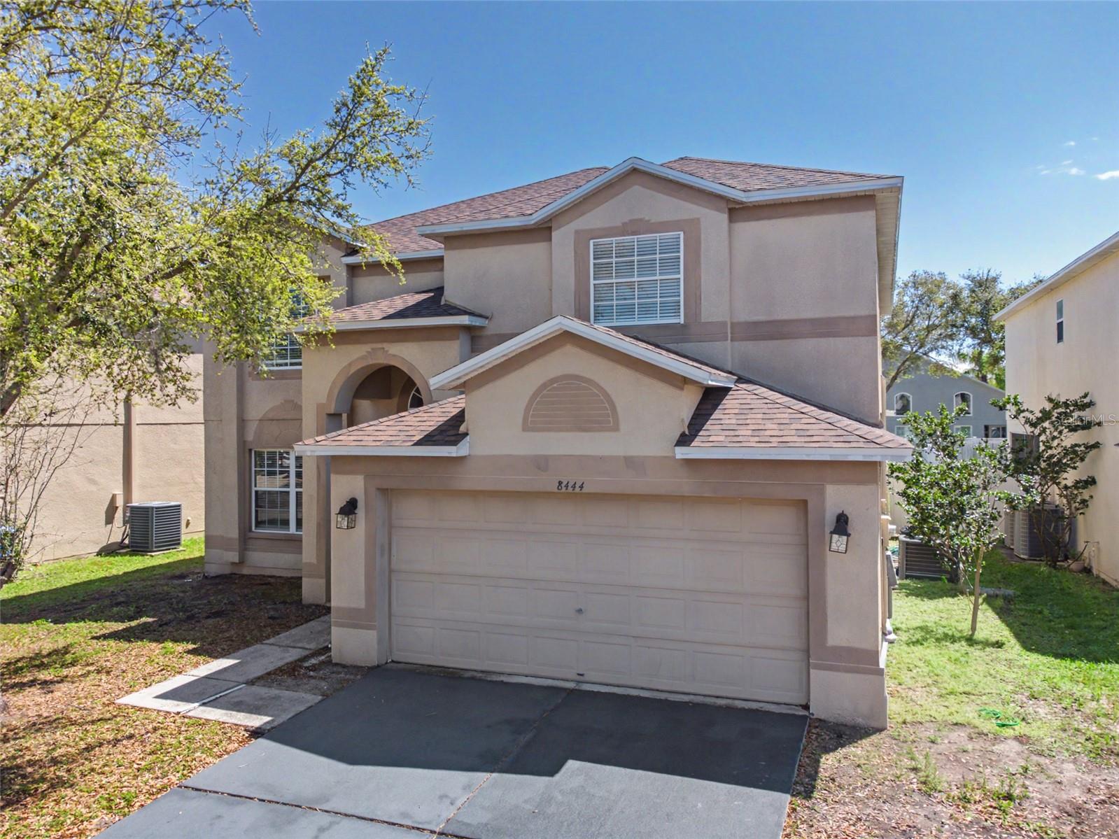 Single Family Residence em GIBSONTON, FL - Daniel Dourado