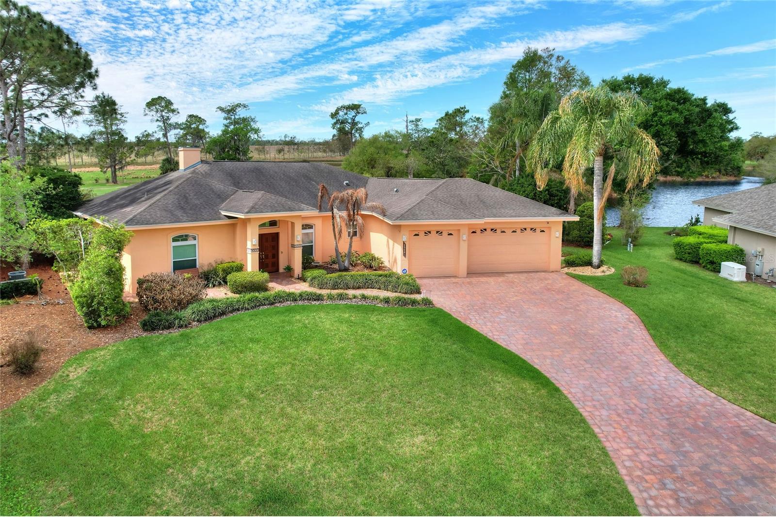 Single Family Residence em WINTER HAVEN, FL - Daniel Dourado