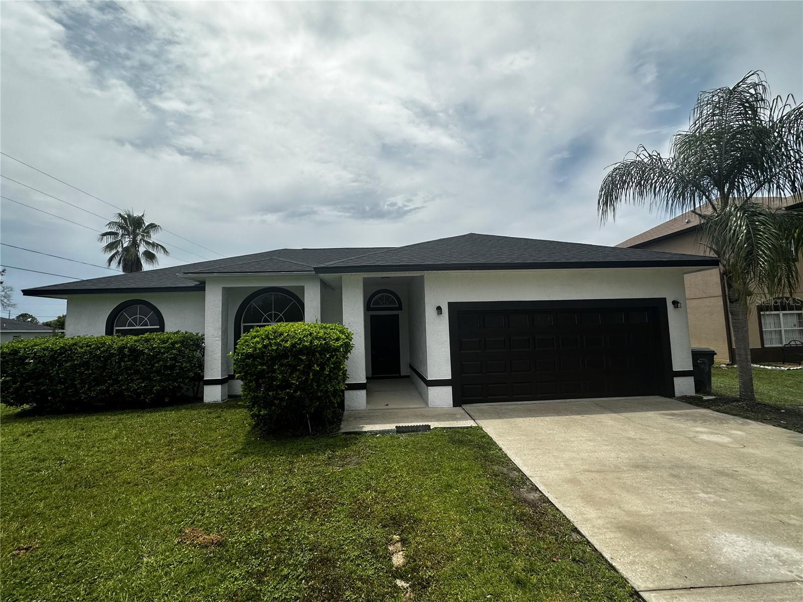Single Family Residence em KISSIMMEE, FL - Daniel Dourado
