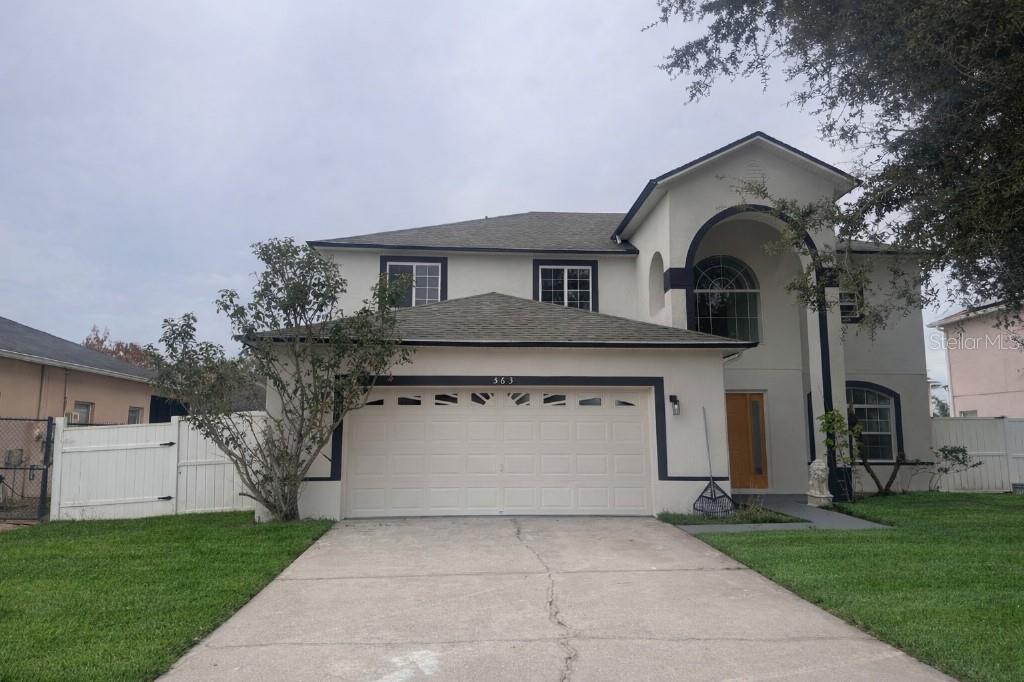 Single Family Residence em KISSIMMEE, FL - Daniel Dourado
