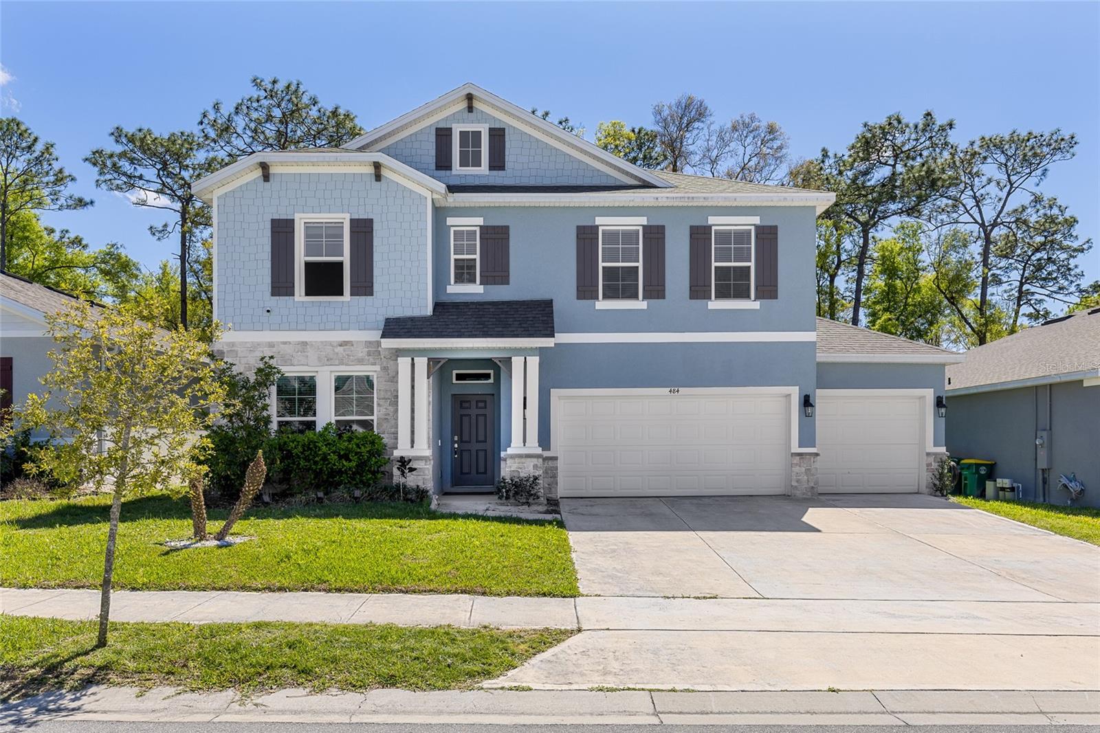 Single Family Residence in DELAND, FL - Daniel Dourado
