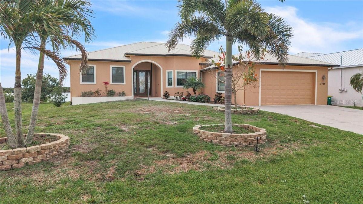 Single Family Residence in PUNTA GORDA, FL - Daniel Dourado