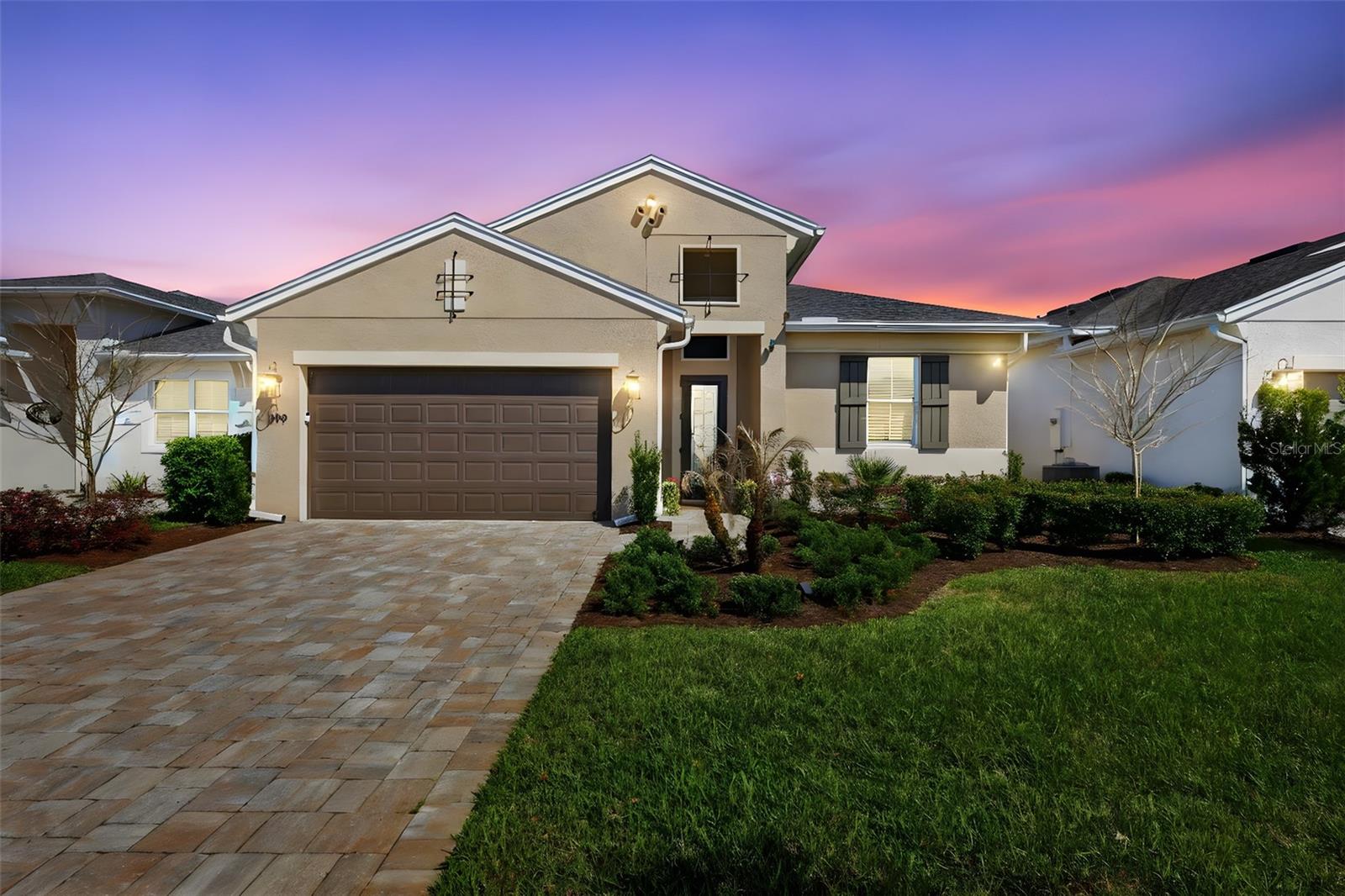 Single Family Residence in DELAND, FL - Daniel Dourado