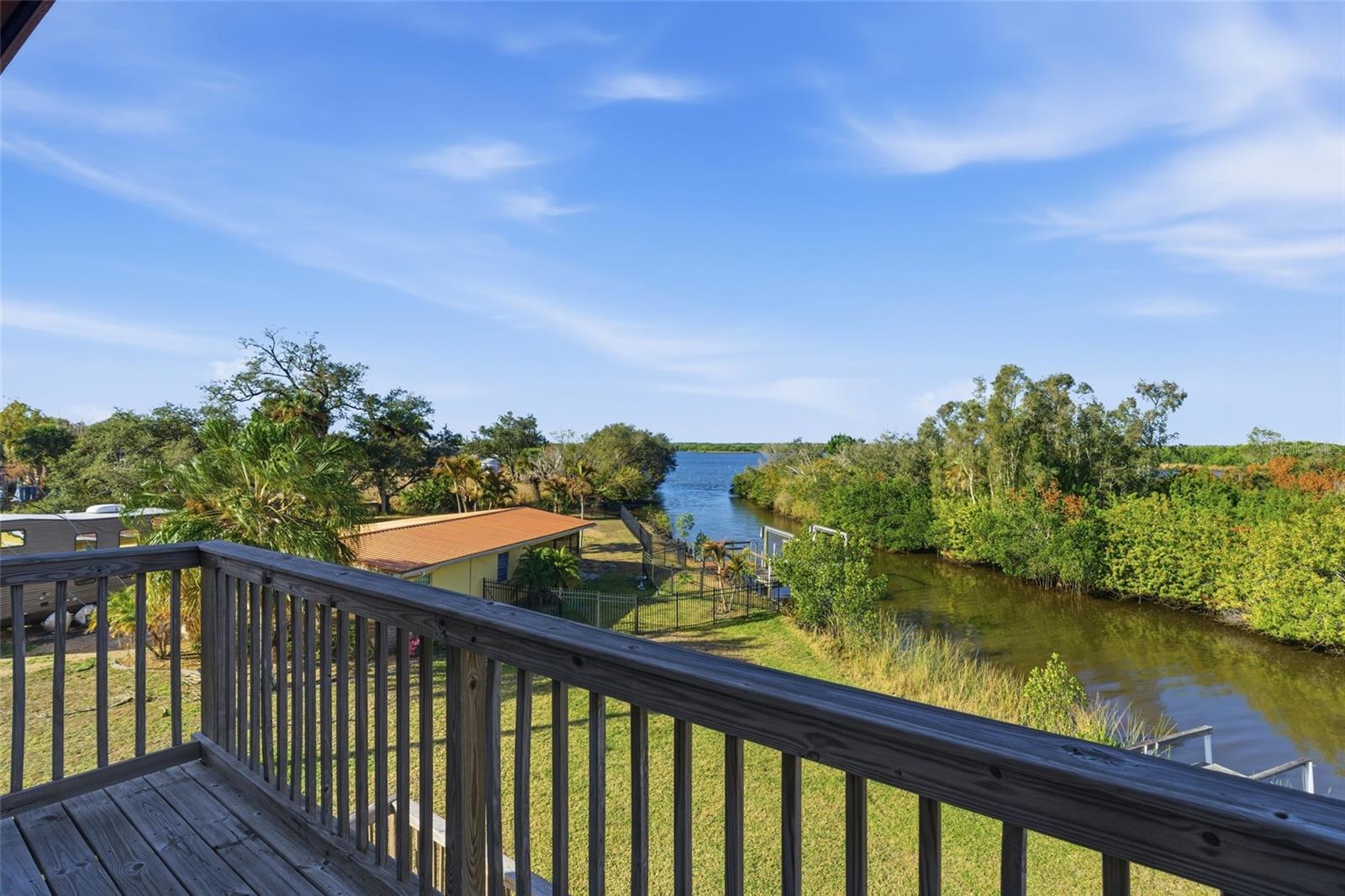 Single Family Residence in PUNTA GORDA, FL - Daniel Dourado