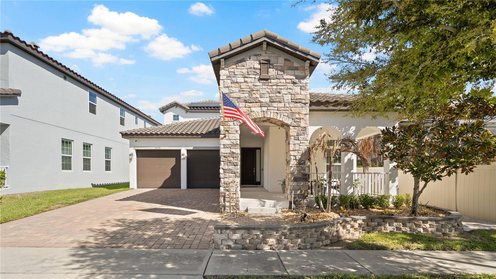 Single Family Residence em WINTER GARDEN, FL - Daniel Dourado