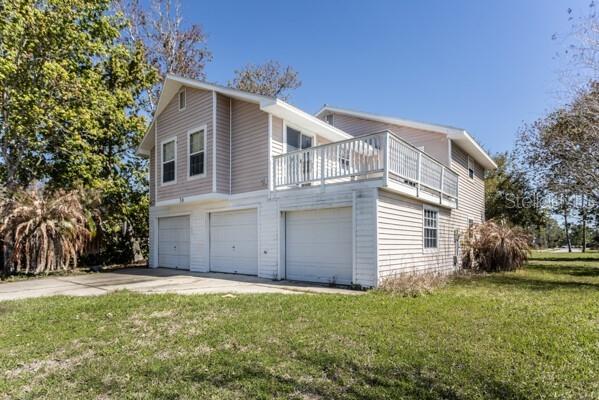 Single Family Residence in PALM COAST, FL - Daniel Dourado