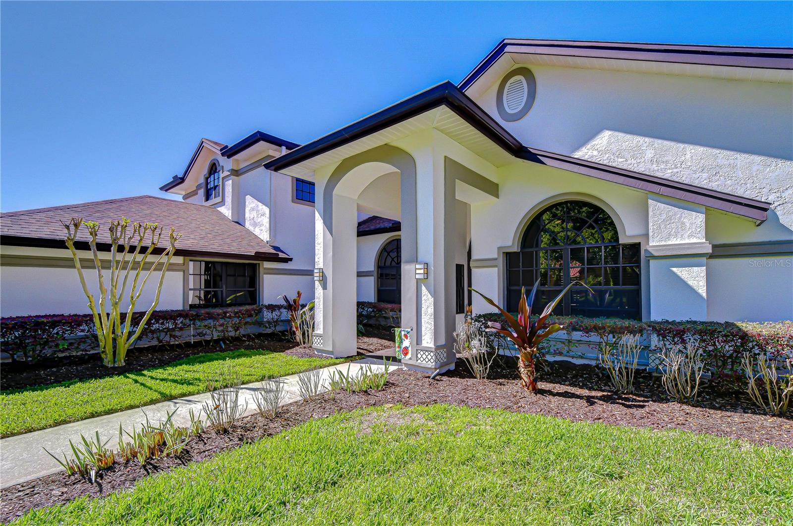 Single Family Residence in TAMPA, FL - Daniel Dourado