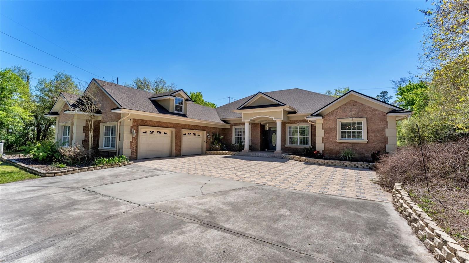 Single Family Residence in LAKELAND, FL - Daniel Dourado