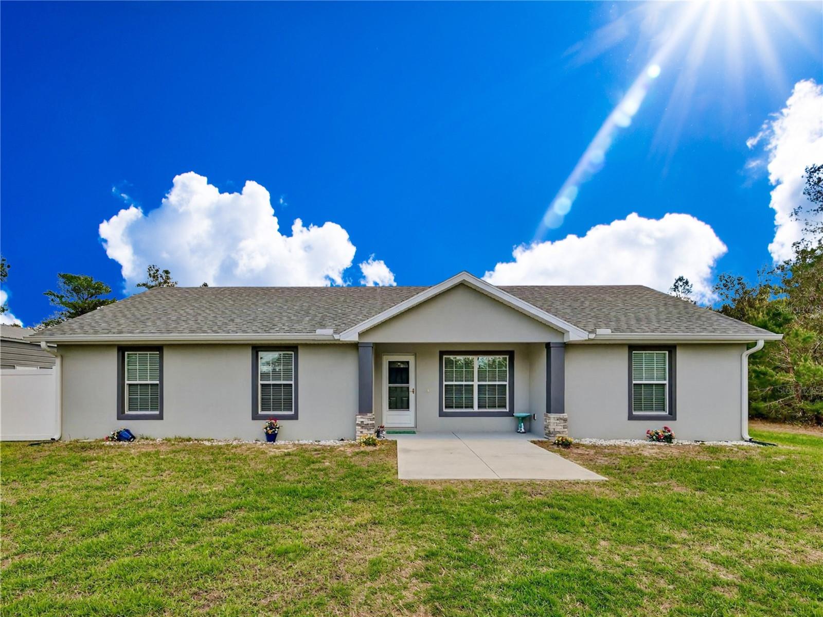 Single Family Residence em EUSTIS, FL - Daniel Dourado