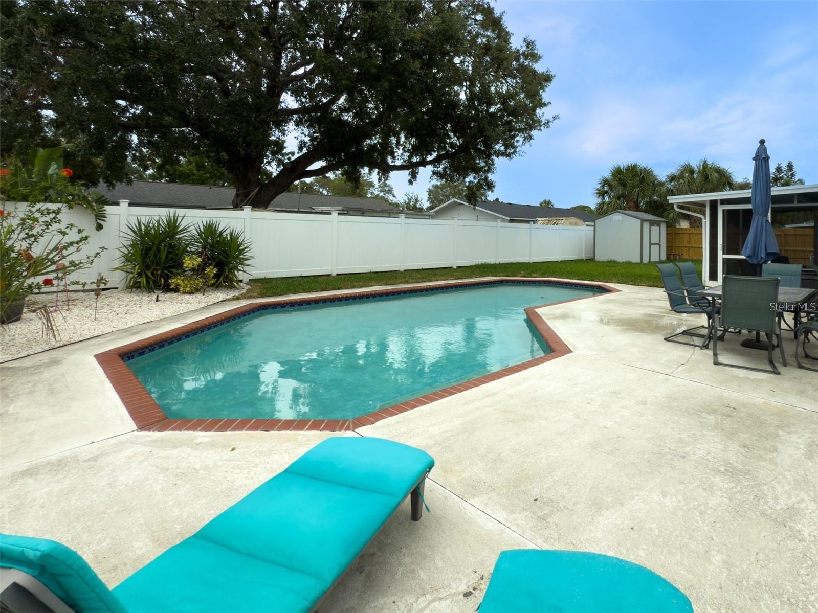 Single Family Residence in TAMPA, FL - Daniel Dourado