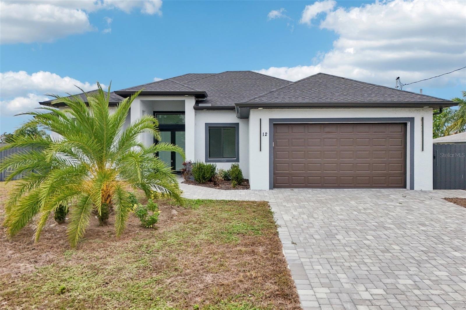 Single Family Residence em CAPE CORAL, FL - Daniel Dourado