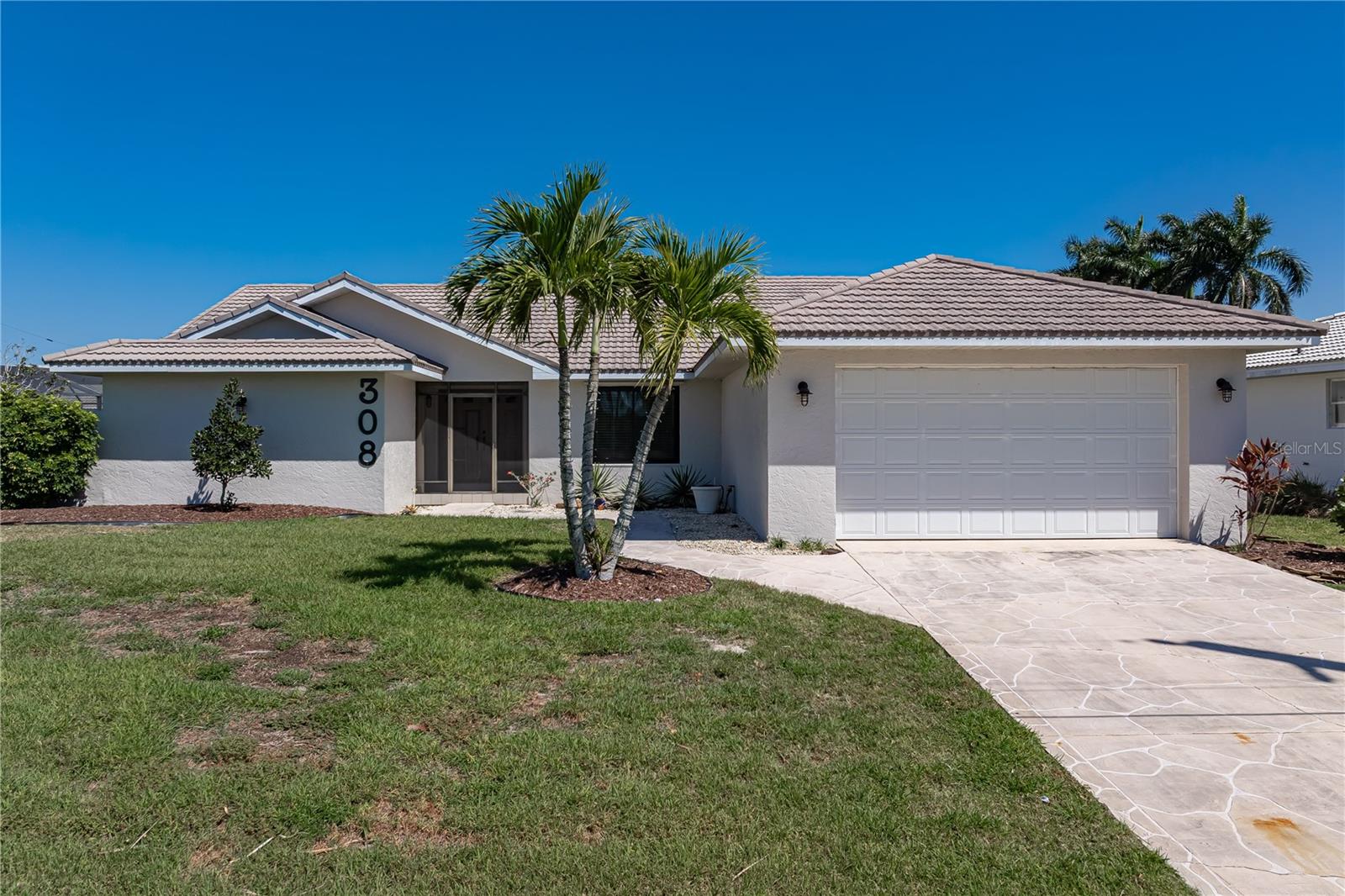 Single Family Residence em PUNTA GORDA, FL - Daniel Dourado