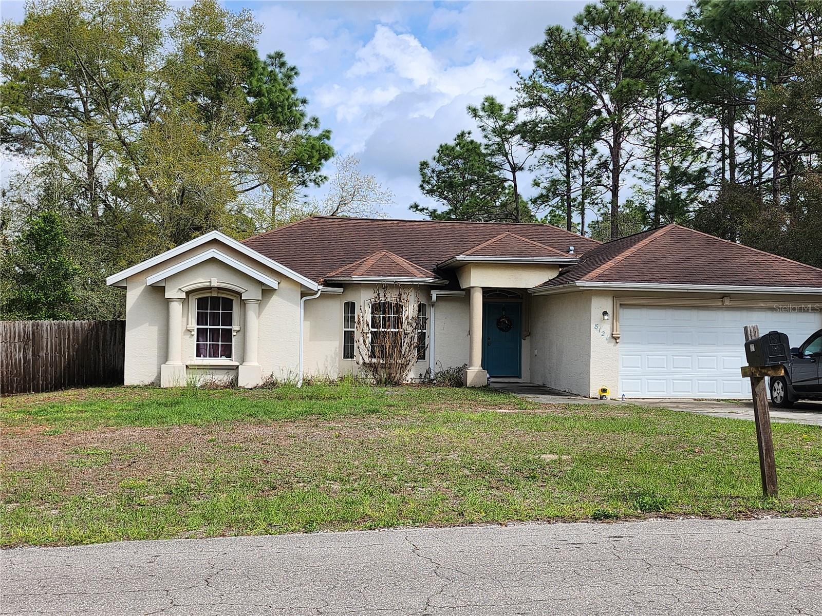 Single Family Residence in OCALA, FL - Daniel Dourado