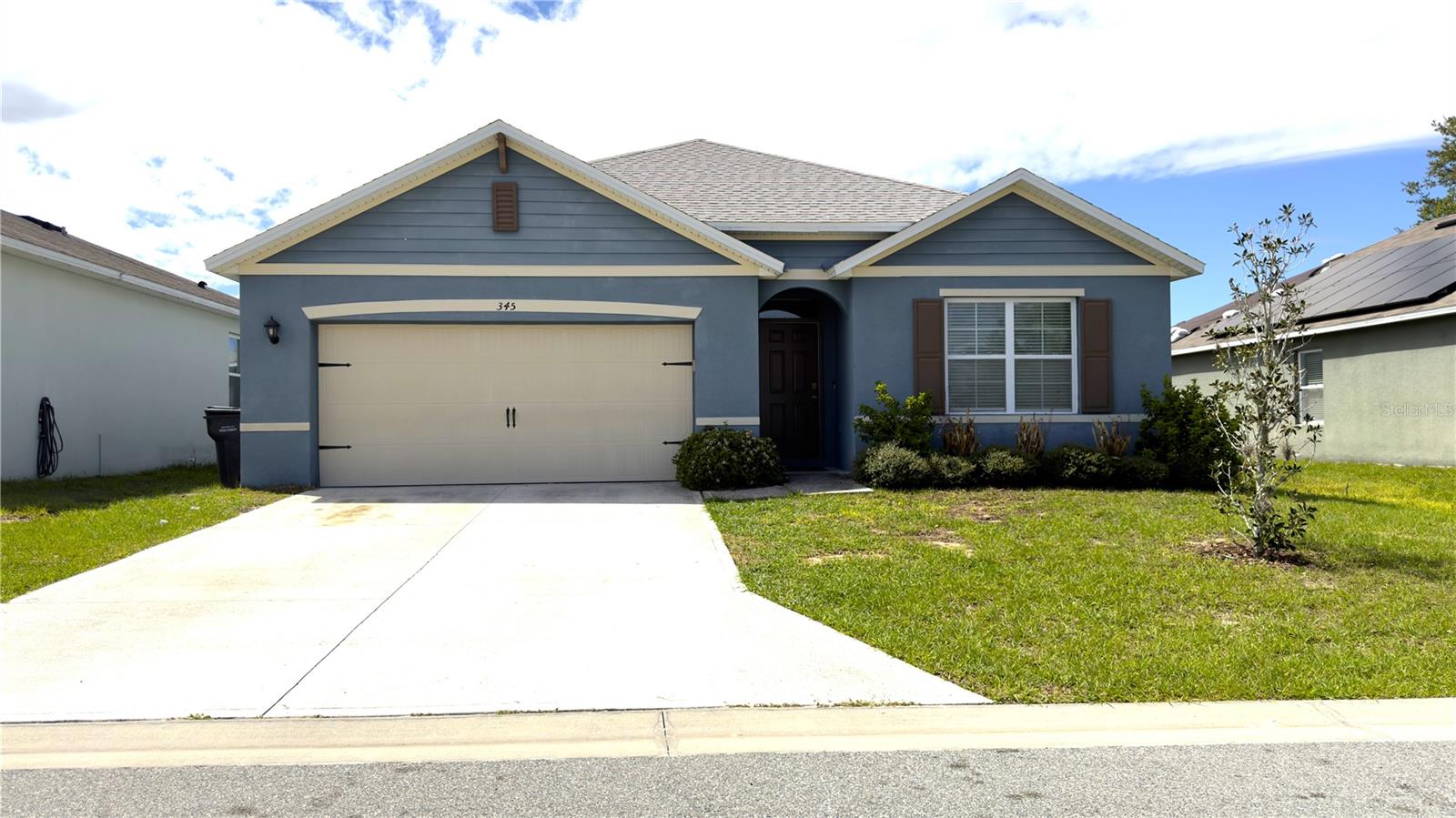 Single Family Residence in DAVENPORT, FL - Daniel Dourado