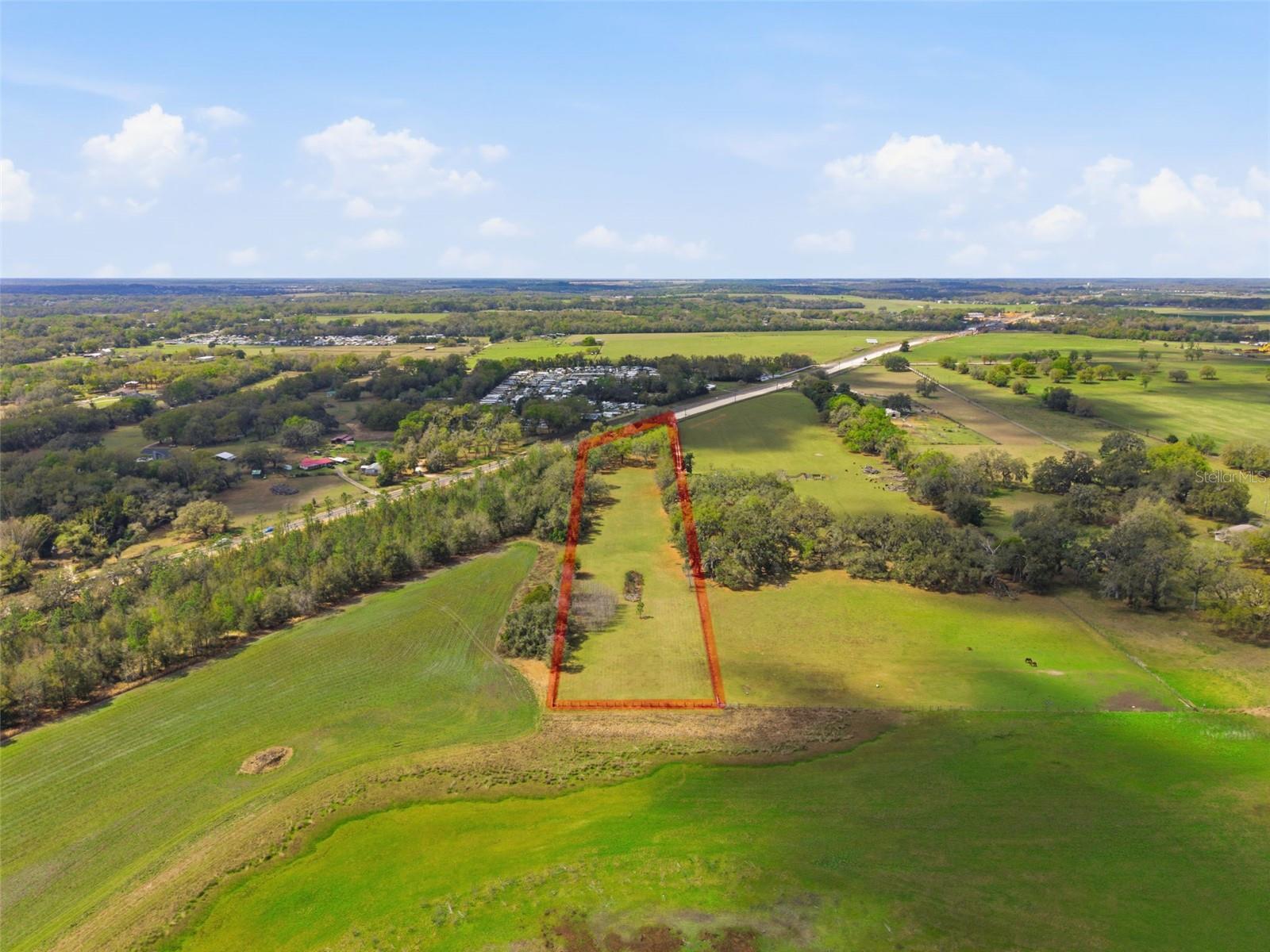 Single Family Residence em DADE CITY, FL - Daniel Dourado