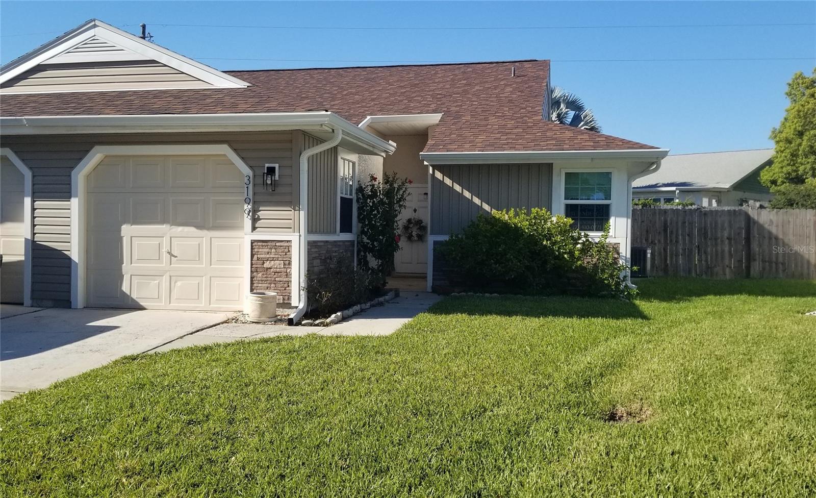Condominium in PALM HARBOR, FL - Daniel Dourado