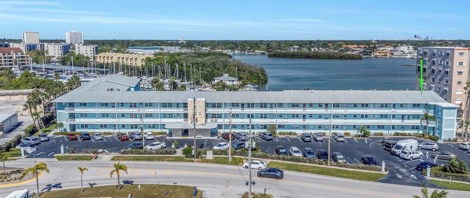 Condominium in SOUTH PASADENA, FL - Daniel Dourado