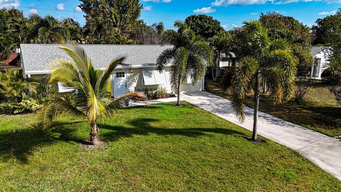 Single Family Residence em WEST PALM BEACH, FL - Daniel Dourado