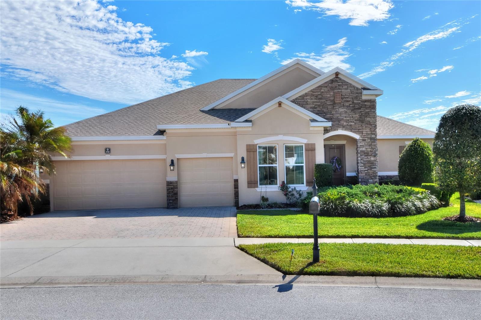 Single Family Residence em WINTER HAVEN, FL - Daniel Dourado