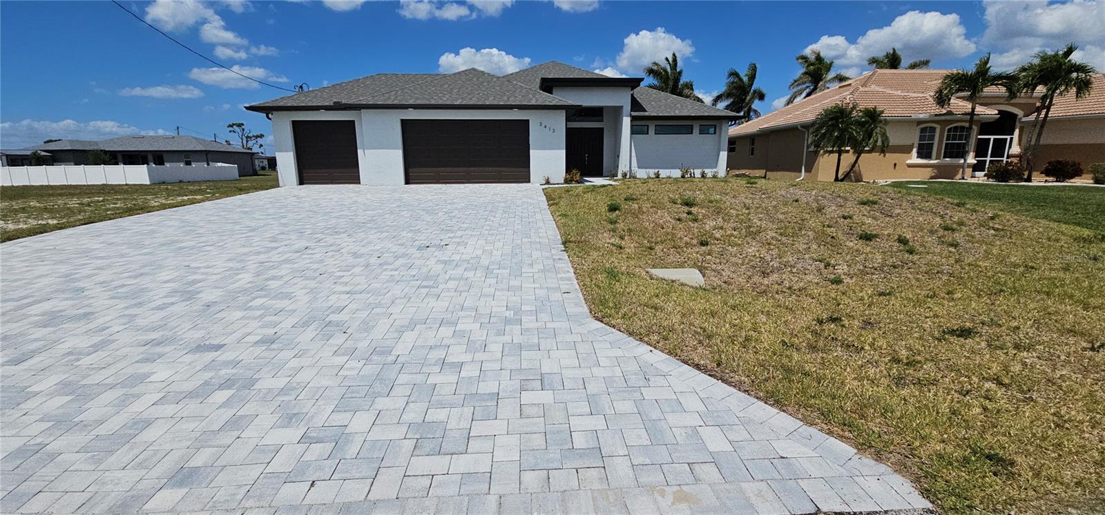 Single Family Residence em CAPE CORAL, FL - Daniel Dourado