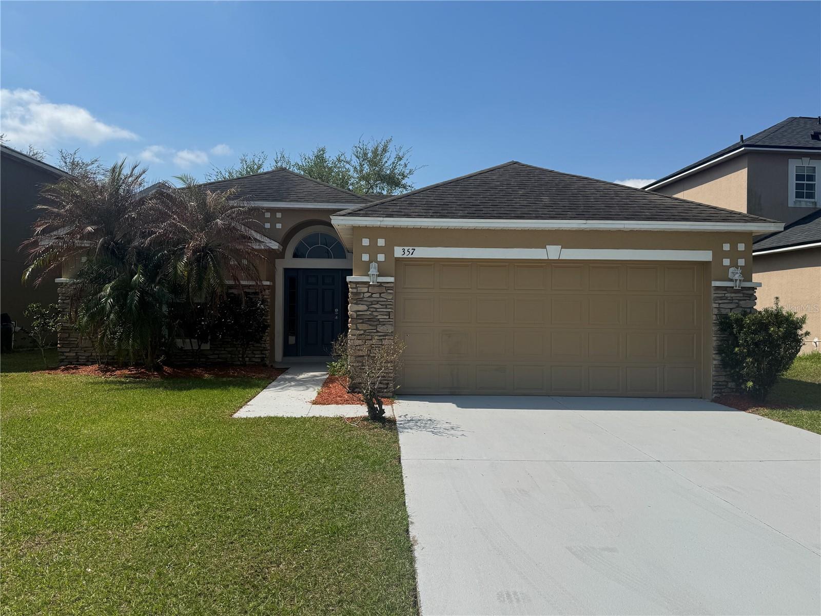 Single Family Residence em WINTER HAVEN, FL - Daniel Dourado