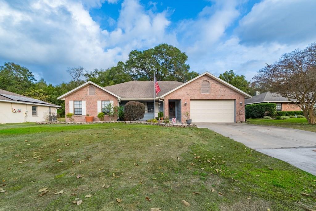 Single Family Residence in OCALA, FL - Daniel Dourado