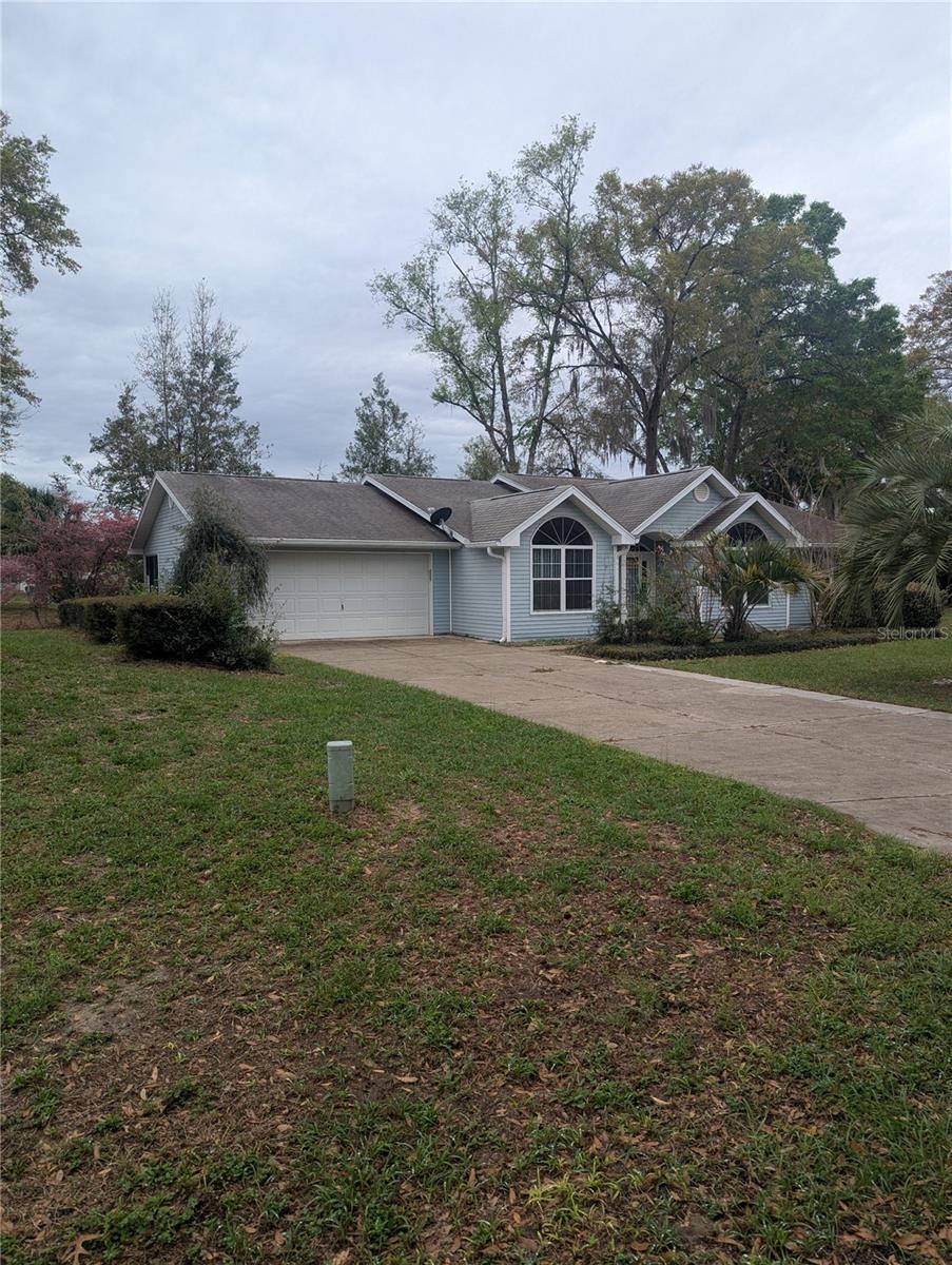 Single Family Residence in OCALA, FL - Daniel Dourado