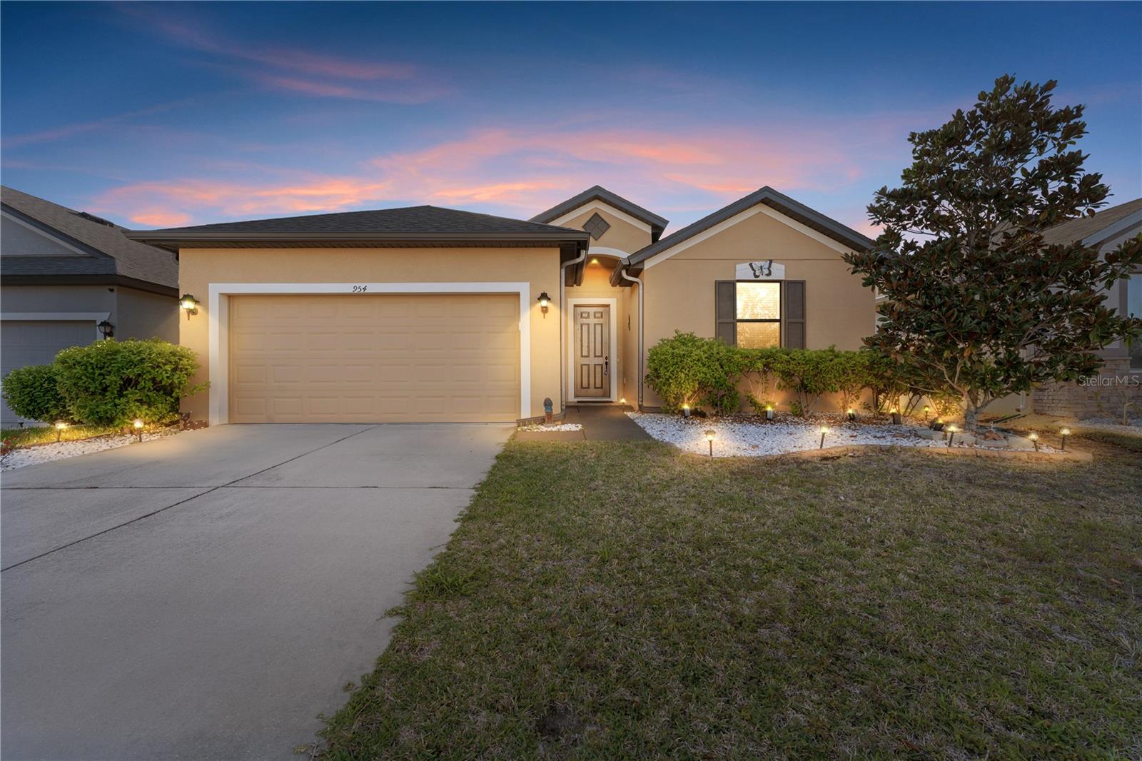 Single Family Residence em SPRING HILL, FL - Daniel Dourado