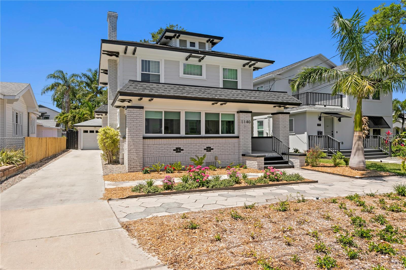 Single Family Residence em ST PETERSBURG, FL - Daniel Dourado