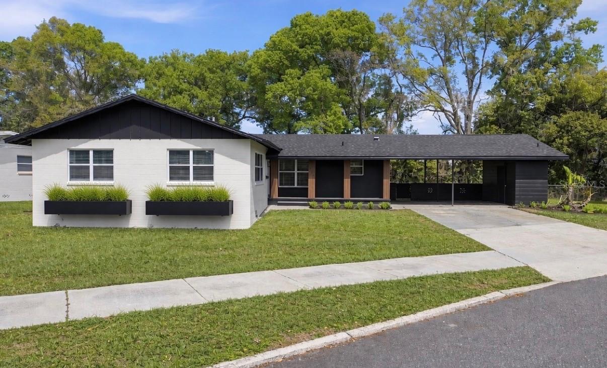 Single Family Residence em WINTER PARK, FL - Daniel Dourado