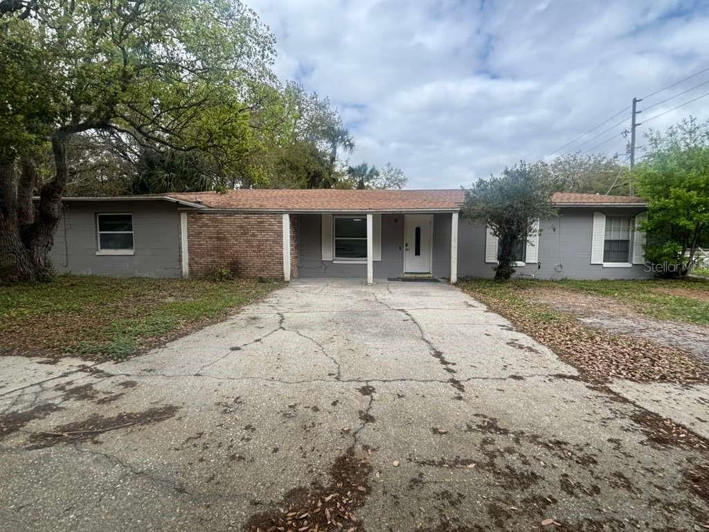 Single Family Residence in SANFORD, FL - Daniel Dourado