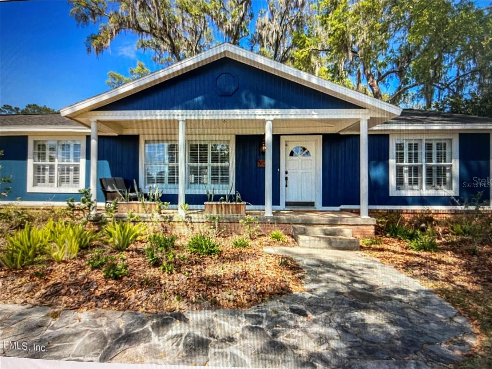 Single Family Residence in OCALA, FL - Daniel Dourado