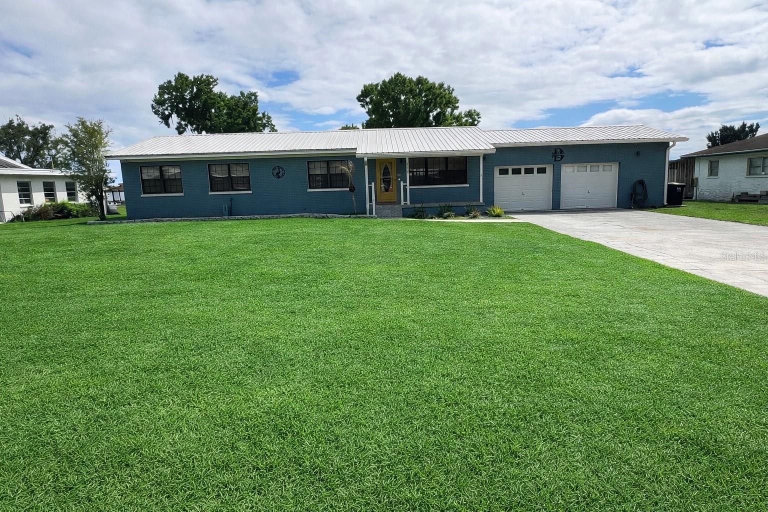 Single Family Residence in LAKELAND, FL - Daniel Dourado