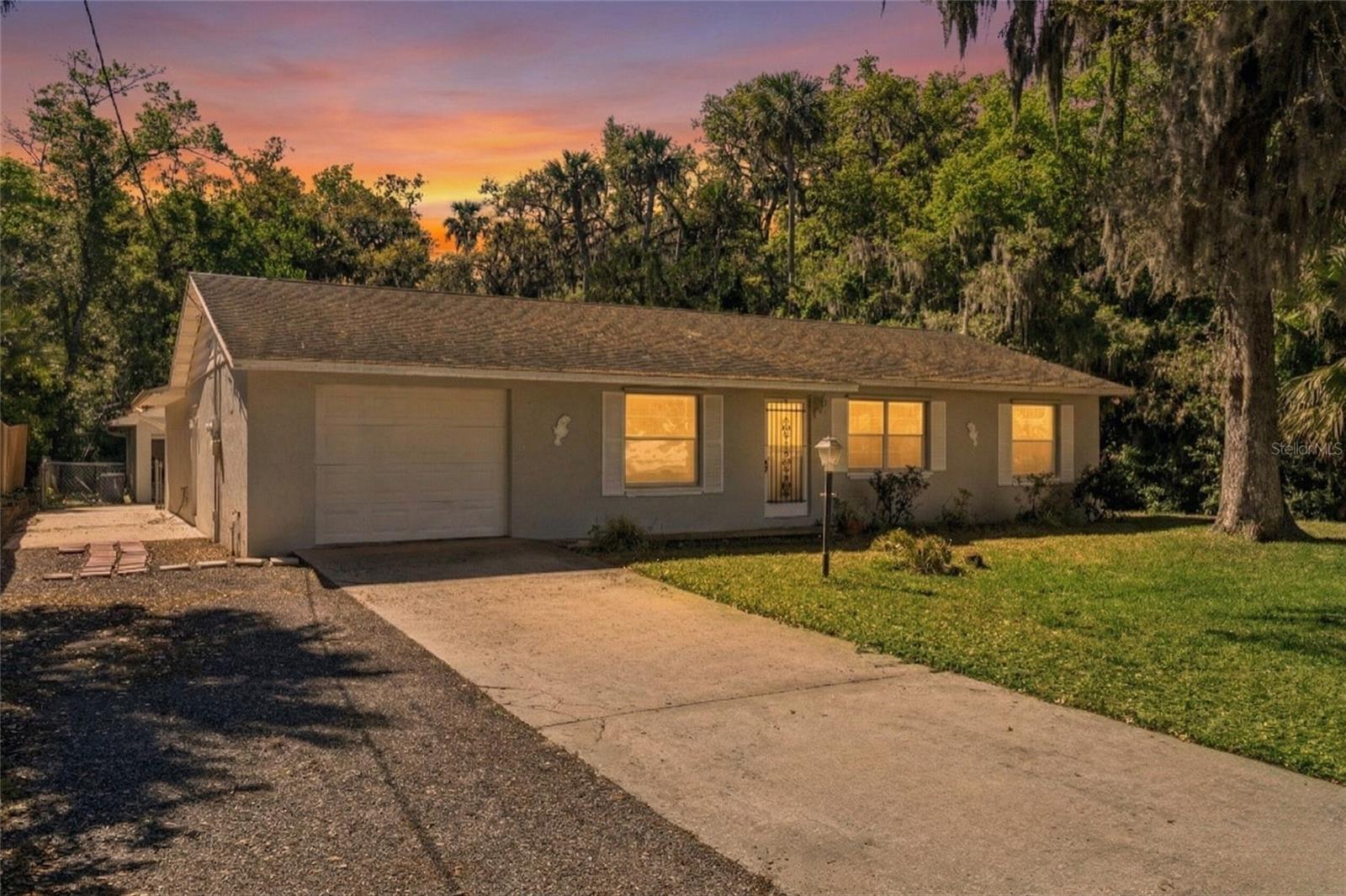 Single Family Residence em NEW SMYRNA BEACH, FL - Daniel Dourado