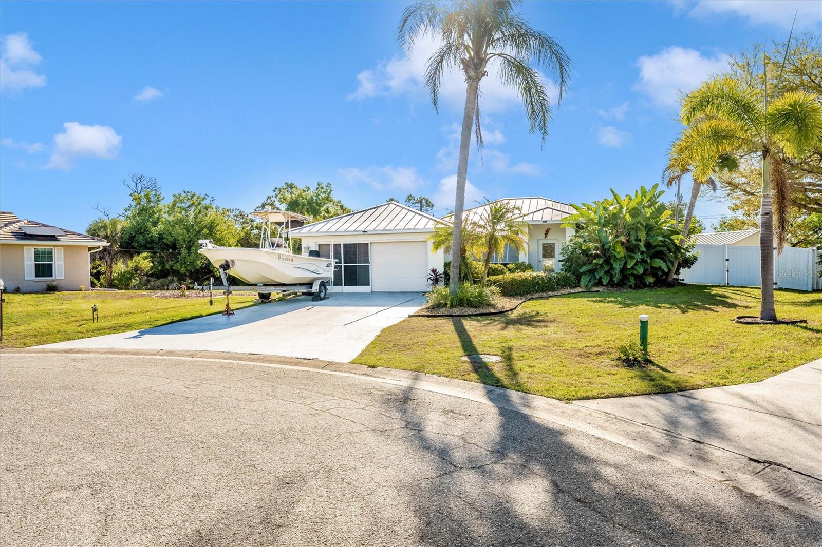 Single Family Residence em ENGLEWOOD, FL - Daniel Dourado