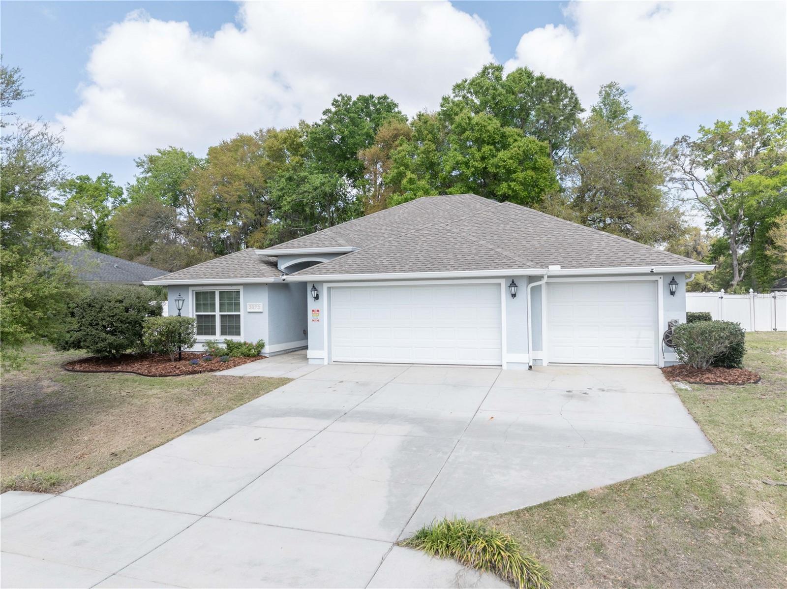 Single Family Residence in OCALA, FL - Daniel Dourado