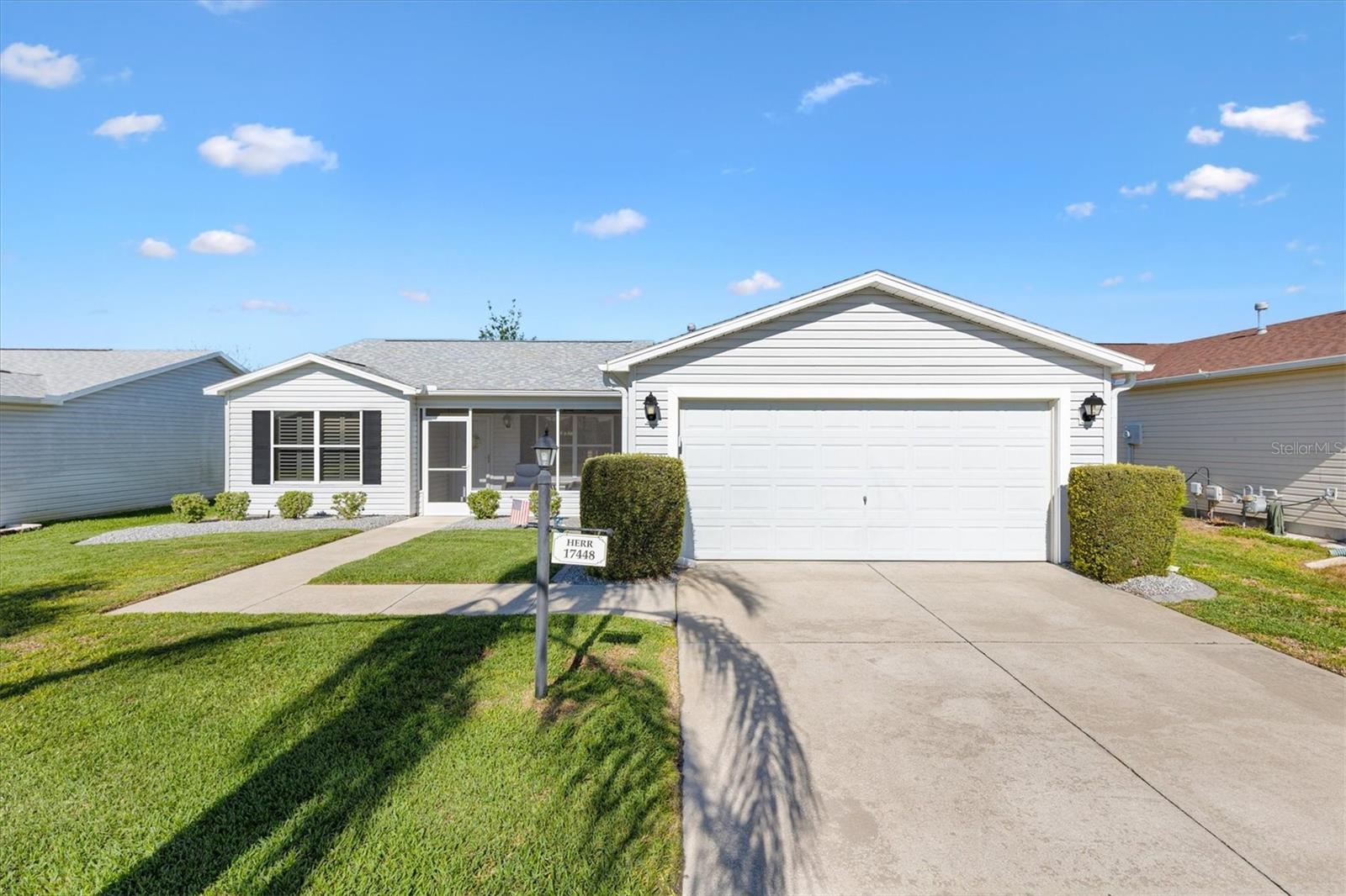 Single Family Residence in THE VILLAGES, FL - Daniel Dourado