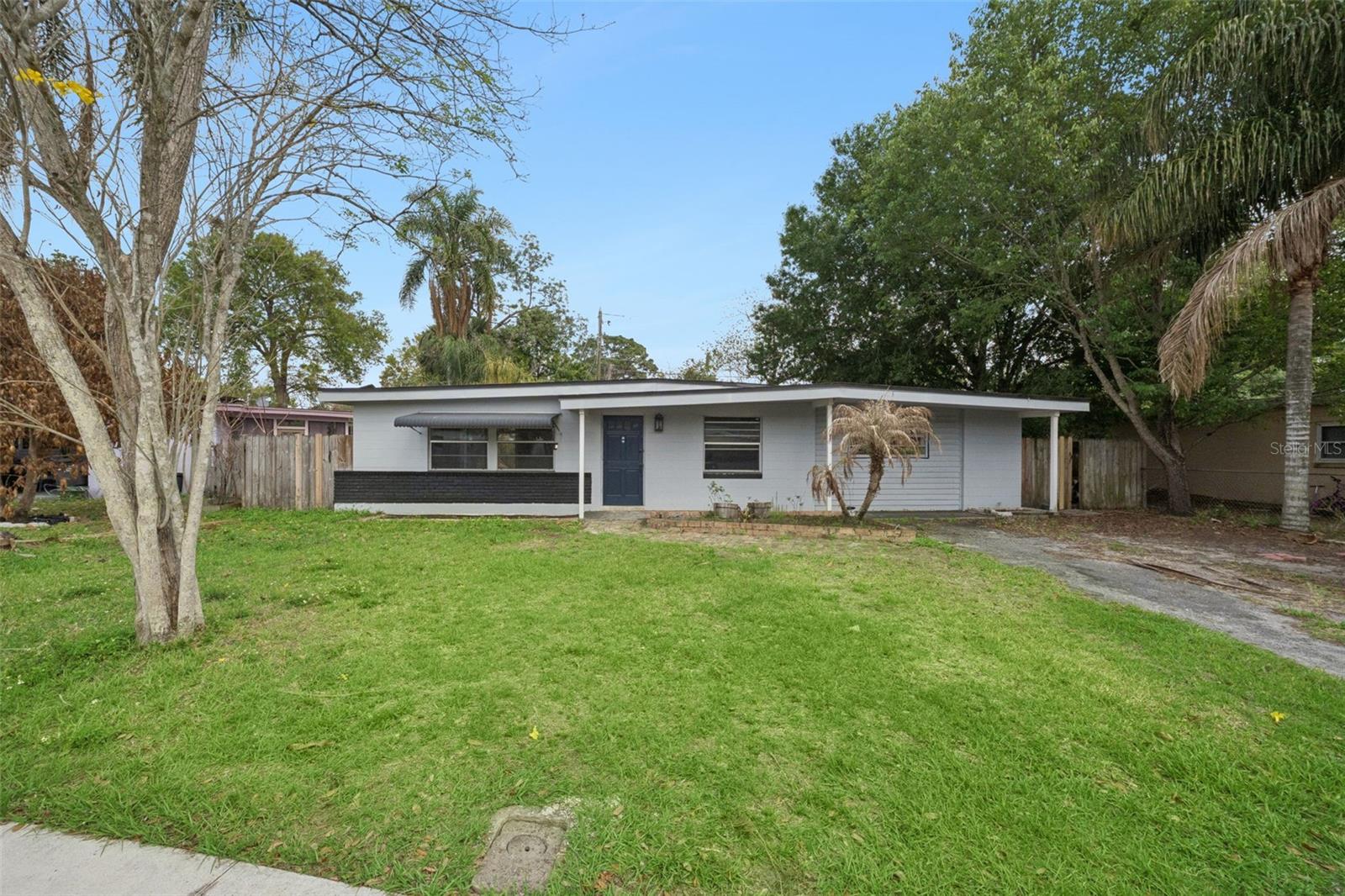 Single Family Residence em ALTAMONTE SPRINGS, FL - Daniel Dourado