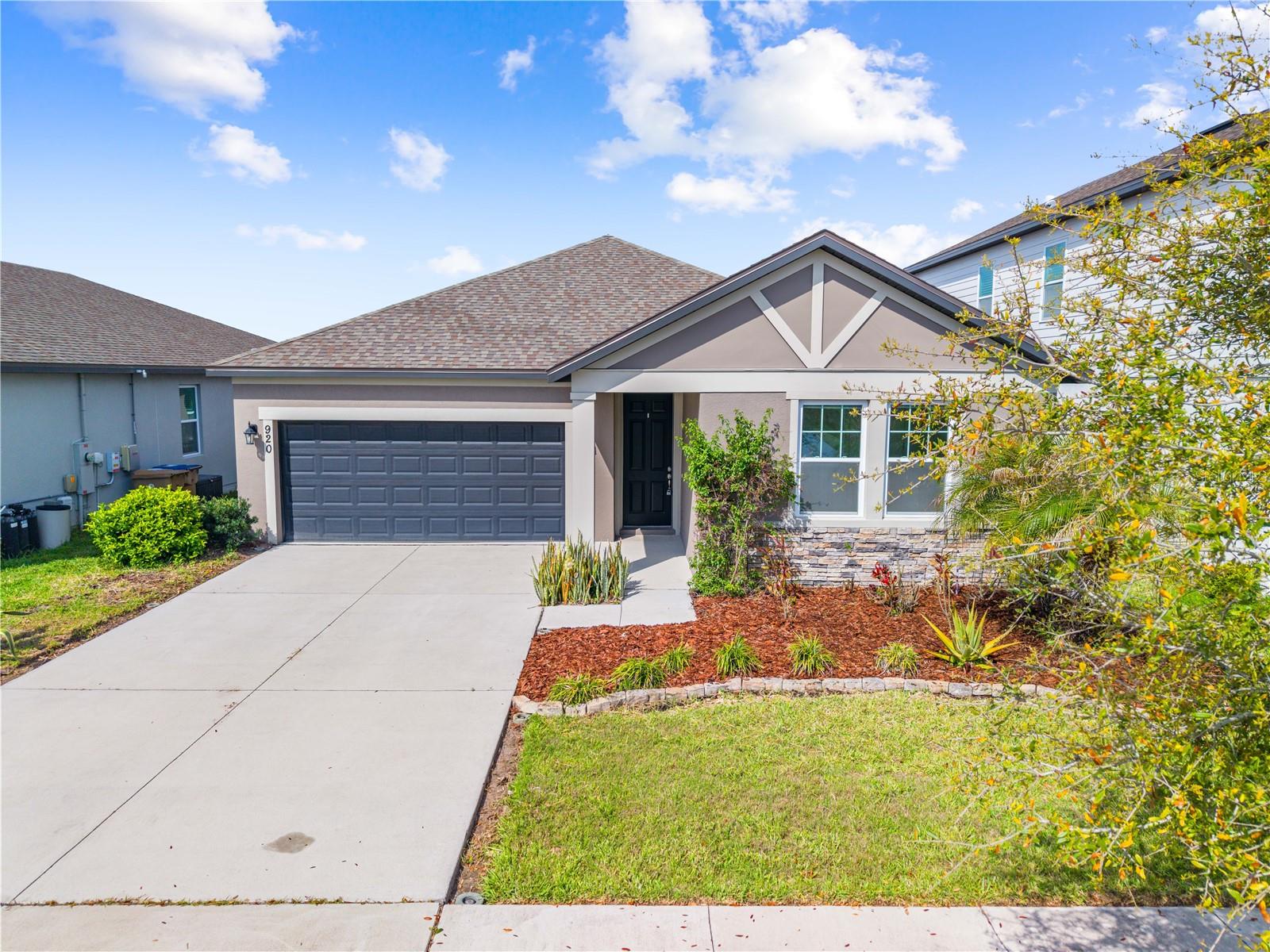 Single Family Residence em ST CLOUD, FL - Daniel Dourado