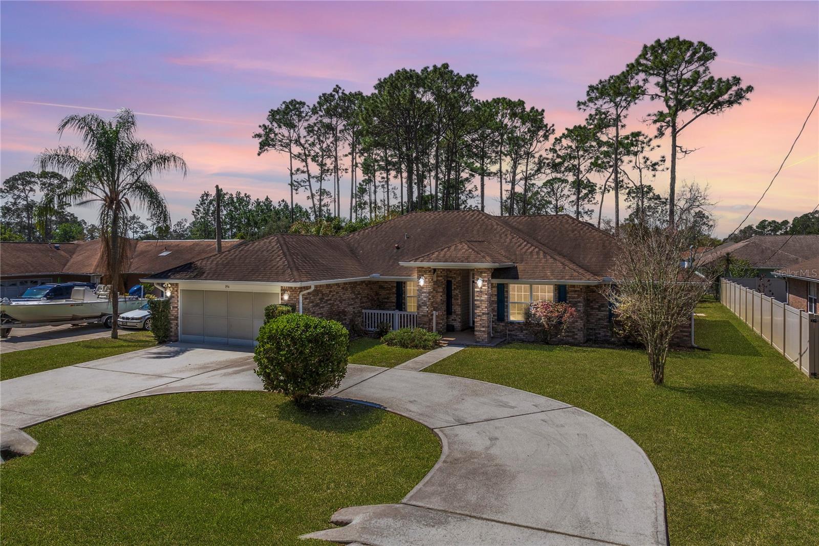 Single Family Residence in PALM COAST, FL - Daniel Dourado