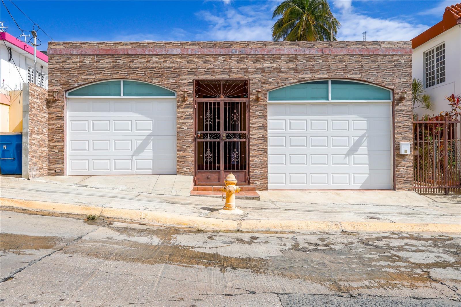 Single Family Residence in AGUADILLA, PR - Daniel Dourado