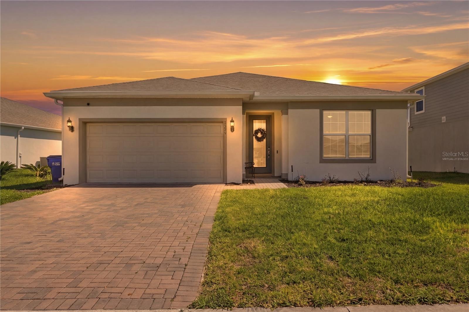 Single Family Residence em ST CLOUD, FL - Daniel Dourado