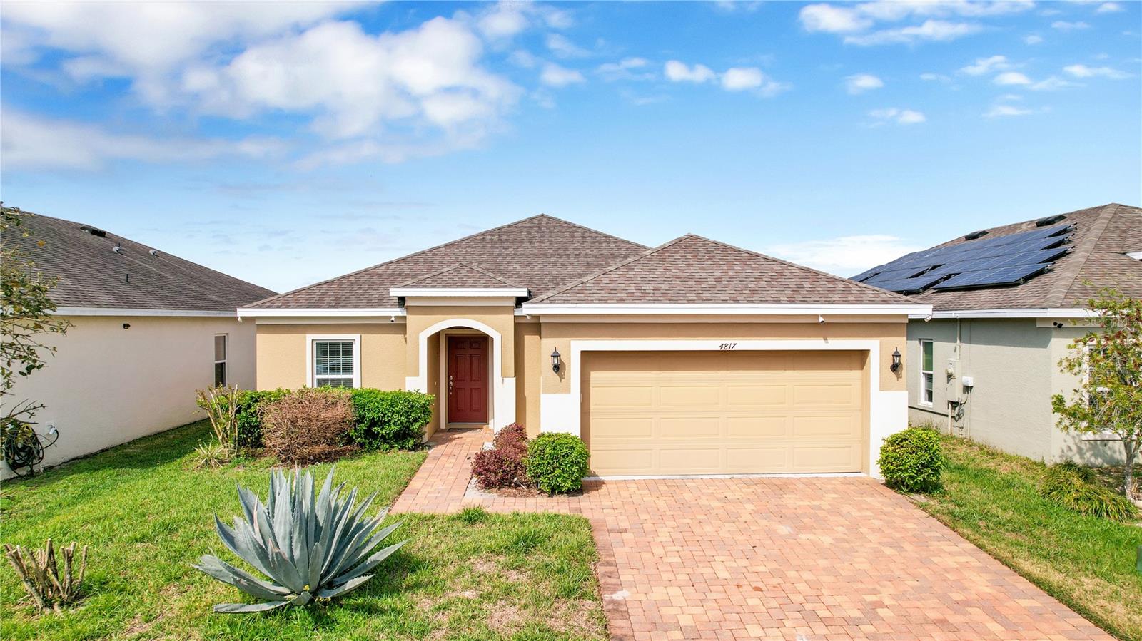Single Family Residence in KISSIMMEE, FL - Daniel Dourado