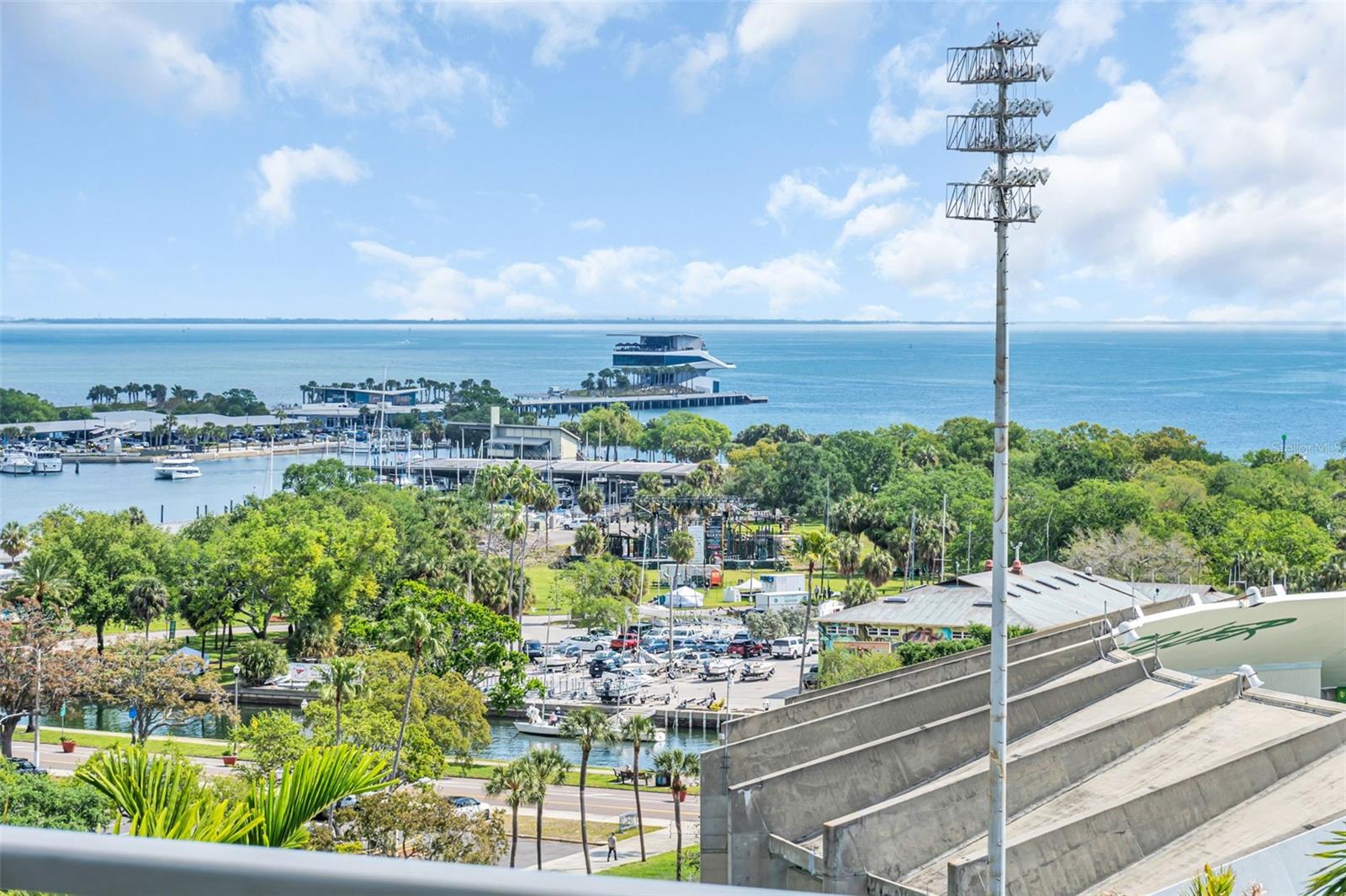 Condominium em ST PETERSBURG, FL - Daniel Dourado