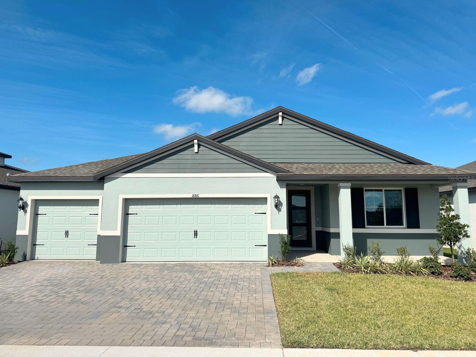 Single Family Residence em ZEPHYRHILLS, FL - Daniel Dourado