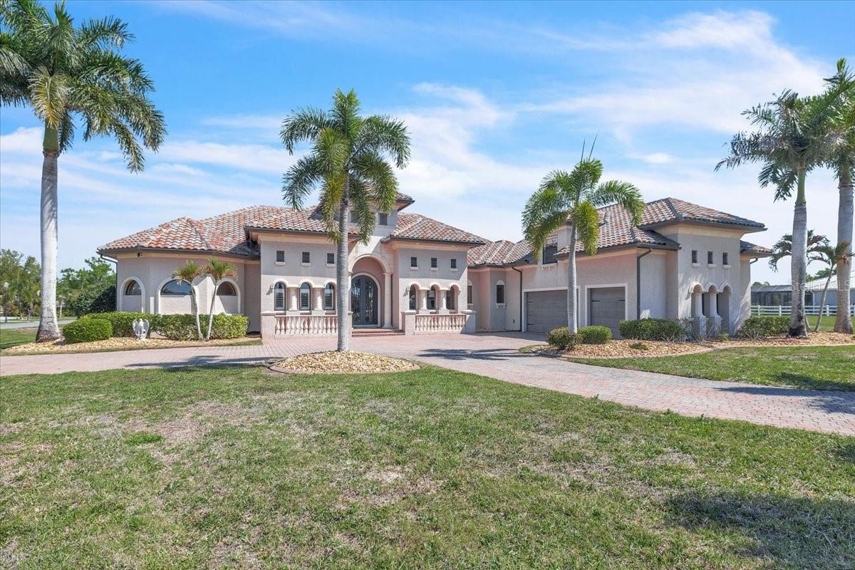 Single Family Residence em PUNTA GORDA, FL - Daniel Dourado