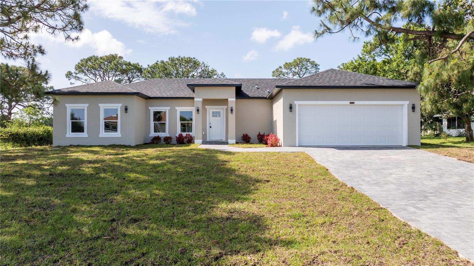 Single Family Residence in SEBRING, FL - Daniel Dourado