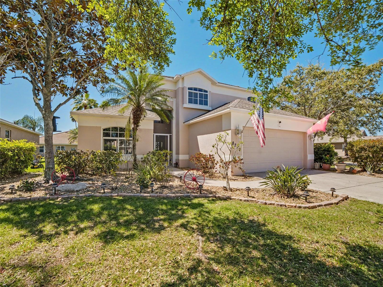 Single Family Residence in BRADENTON, FL - Daniel Dourado