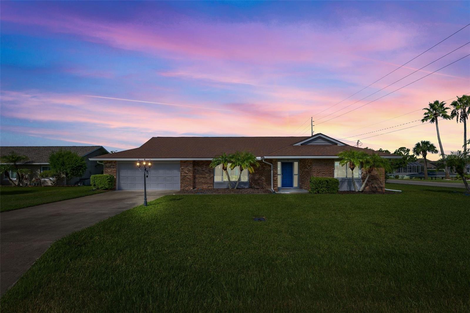 Single Family Residence in PALM COAST, FL - Daniel Dourado